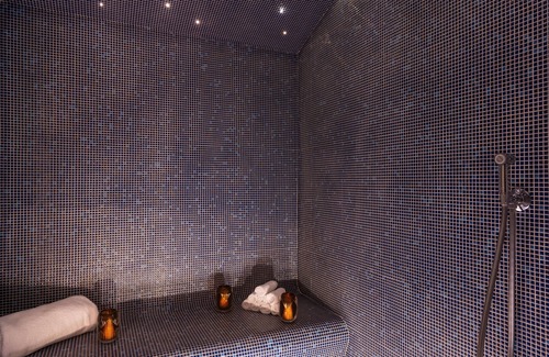 Faubourg-du-Roule Hotel | Hotel Lord Byron