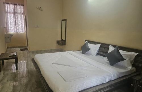 Farooq Nagar Casa | Hotel lord Jaggannath Plaza
