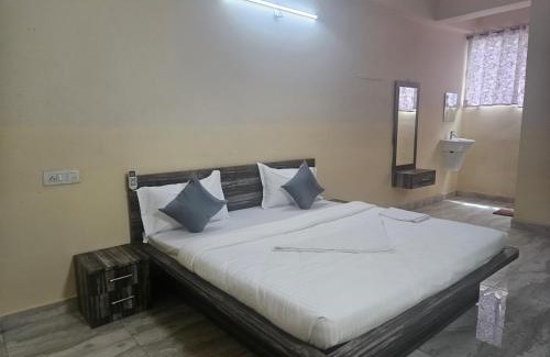 Farooq Nagar Casa | Hotel lord Jaggannath Plaza