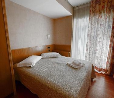 Celano Hotel | Hotel Lory & Ristorante Ferraro