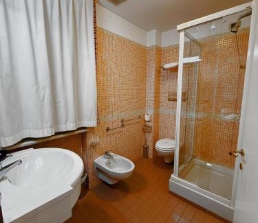 Celano Hotel | Hotel Lory & Ristorante Ferraro