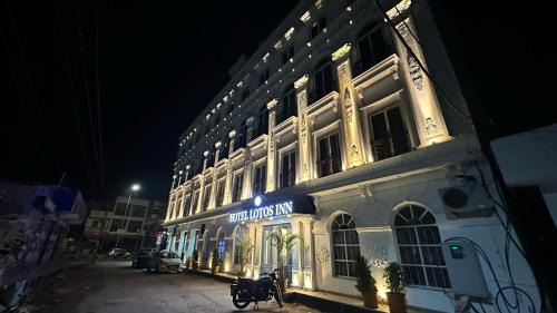 Udaipur District Hotel | Hotel Lotos Inn
