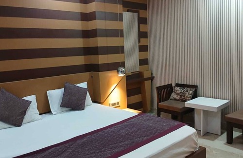 Kanpur Hotel | Hotel Lotus