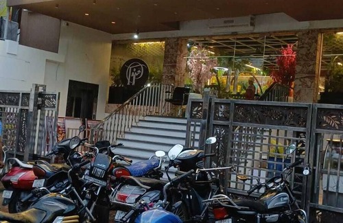 Kanpur Hotel | Hotel Lotus