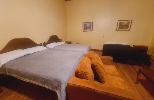 San Blas Hotel | Hotel Luis cordero centro historico cuenca