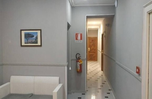 Naples City Centre Hotel | Hotel Luna Rossa