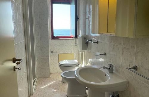 Brancaleone Marina Hotel | Hotel Lungomare 3 Stelle
