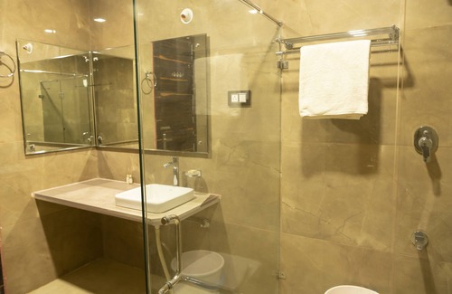 Kota Hotel | Hotel M3 ( A unit of Hotel Galaxy Inn)