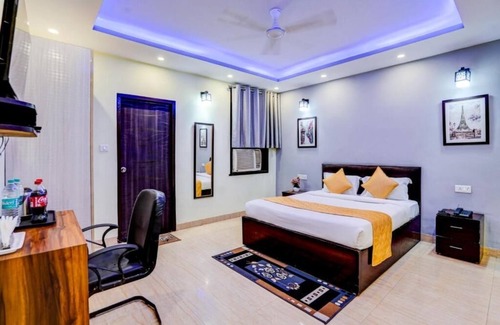 Sector 70 Hotel | Hotel maayra inn