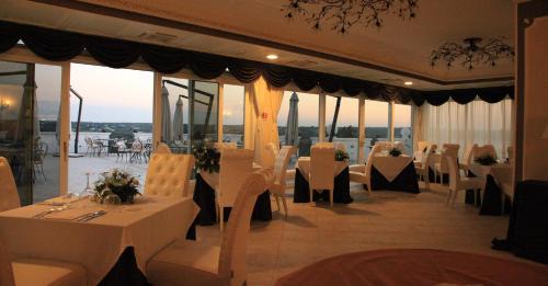 Ceglie Messapica Hotel | Hotel Madonna Delle Grazie