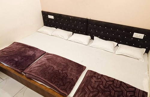 Ujjain Hotel | Hotel Mahakal Naman Palace