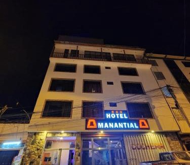 Churín Hotel | Hotel Manantial