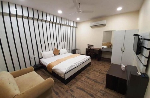 Kanpur Hotel | Hotel Mandakini Royale