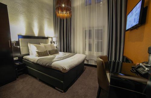Nieuwmarkt en Lastage Hotel | Hotel Mansion
