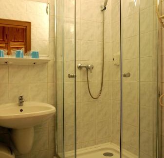 Tisztviselotelep Hotel | Hotel Manzard Panzio