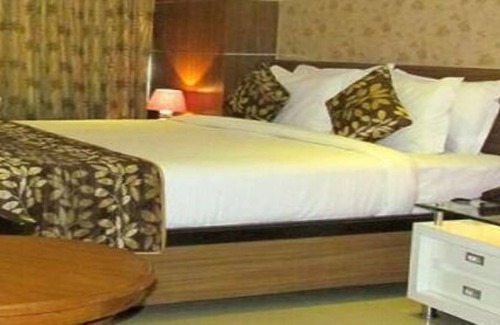 Ranchi Hotel | Hotel Maple Wood