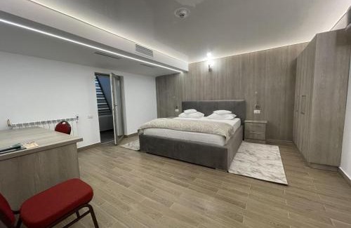 Roman Hotel | Hotel Mariko Inn
