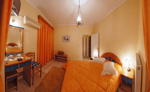 Pyrgos Hotel | Hotel Marily