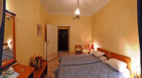 Pyrgos Hotel | Hotel Marily