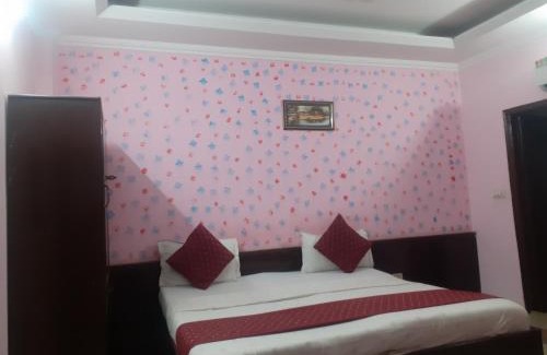 Dwarka Hotel | Hotel Marina