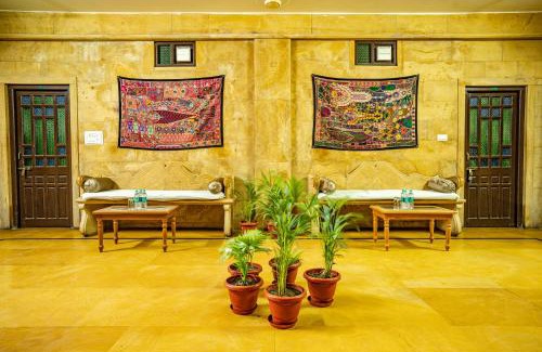 Jaisalmer Hotel | Hotel Marina Mahal with Swimming Pool