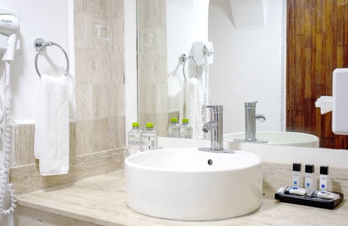 Playa Chahué Hotel | Hotel Marina Resort & Beach Club