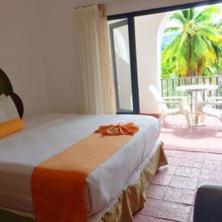 Playa Chahué Hotel | Hotel Marina Resort & Beach Club