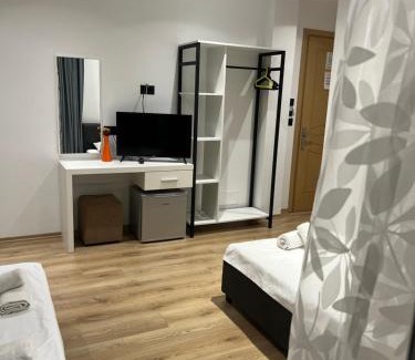Ksamil Hotel | Hotel Mario