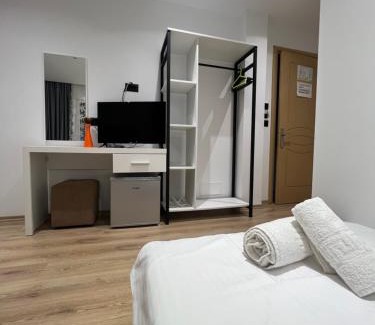 Ksamil Hotel | Hotel Mario