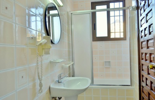 La Catedral Hotel | Hotel Marisa