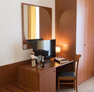 Montioni Hotel | Hotel Mary Rose
