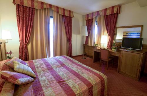 Vittoria Hotel | Hotel Master