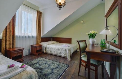 Stopnica Hotel | Hotel Mateo