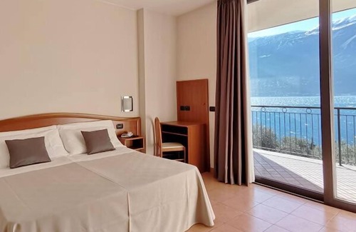 Limone sul Garda Hotel | Hotel Mercedes