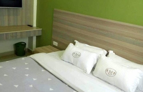Central Business District Cama Y Desayuno | Hotel Mercury