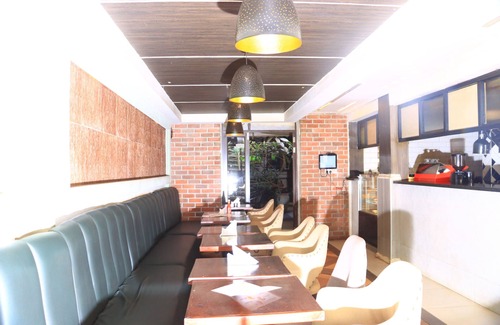 Central Business District Cama Y Desayuno | Hotel Mercury