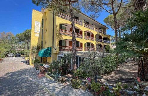 Marina di Campo Hotel | Hotel Meridiana