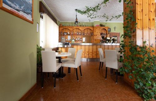 Santa Caterina Valfurva Apartamento | Hotel Meublè Adler - Rooms & Mountain Apartments