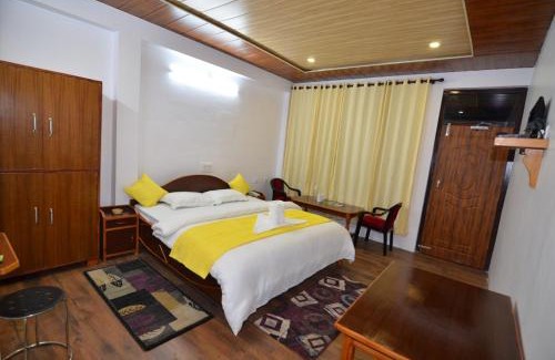Munsyari Hotel | Hotel Milam Inn
