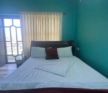 Pokhara Hotel | Hotel Mina's dreams
