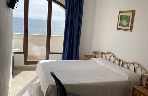Marinella di Selinunte Hotel | Hotel Miramare Garzia