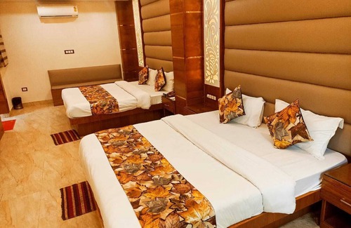 Paharganj Hotel | Hotel Mohit Guest House