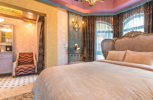 Xincheng Hotel | Hotel Moon