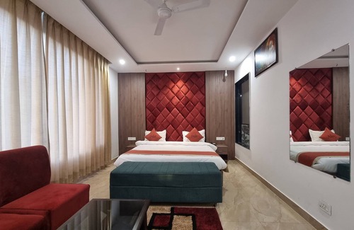 Dalhousie Hotel | Hotel Moonglade By Royal Stays Dalhousie