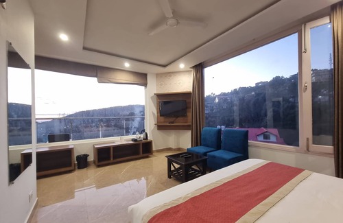 Dalhousie Hotel | Hotel Moonglade By Royal Stays Dalhousie