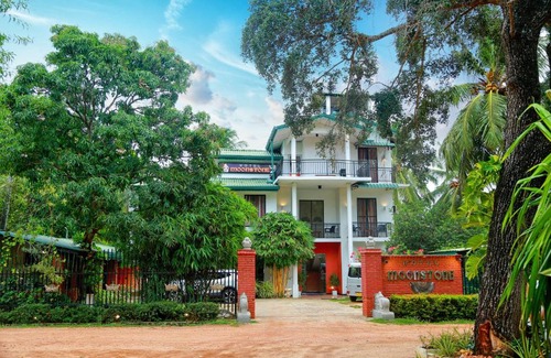 Anuradhapura Hotel | Hotel Moonstone