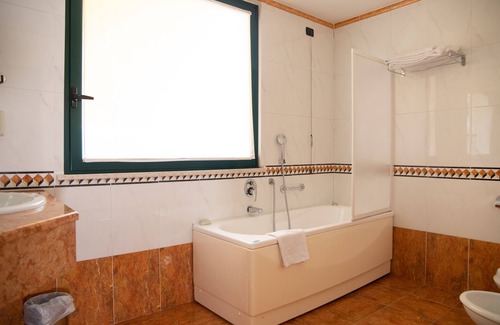Cava Manara Hotel | Hotel Motel Del Duca