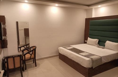 Chanakyapuri Hotel | Hotel Mount Near IGI Airport Delhi