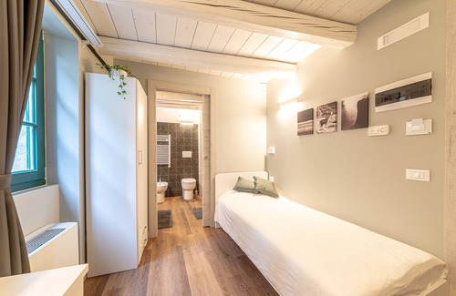 Citta Nuova-Barriera Nuova-San Vito-Citta Vecchia Hotel | Hotel Mura 5&7