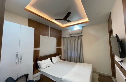 Gaya Casa | Hotel Nandan Inn